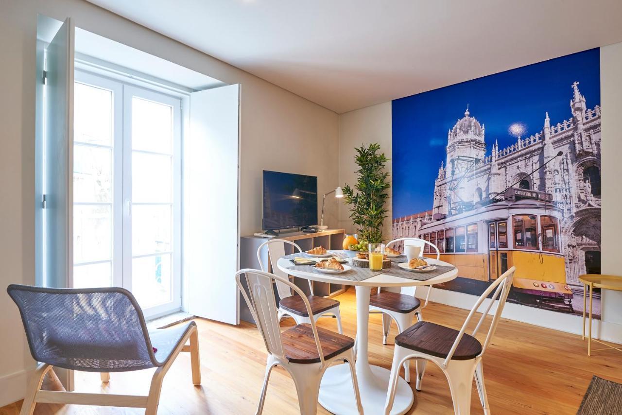 Modern Apartment Bica Dos Olhos Lisboa Стая снимка