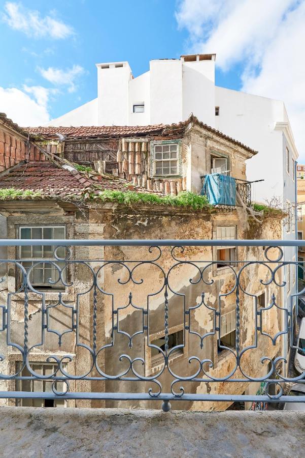 Modern Apartment Bica Dos Olhos Lisboa Стая снимка