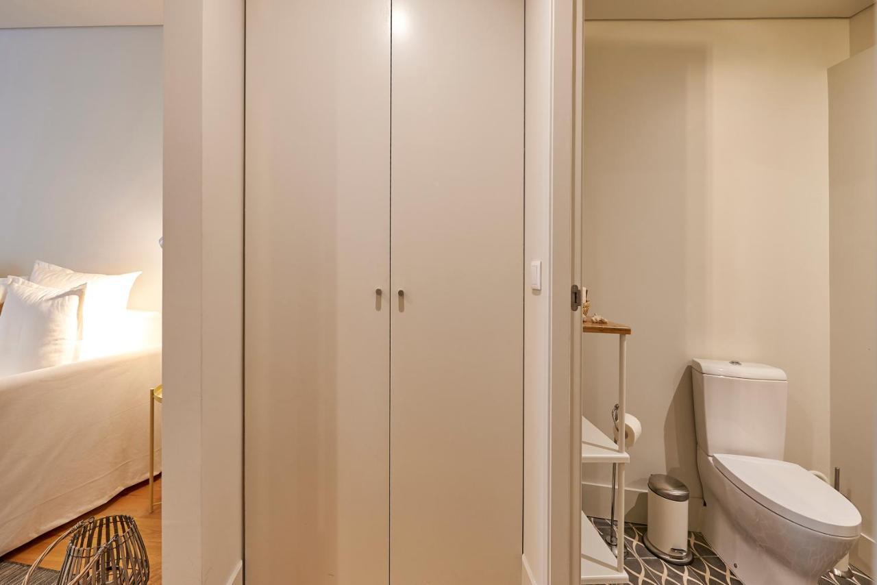 Modern Apartment Bica Dos Olhos Lisboa Стая снимка