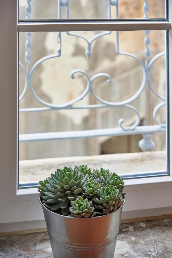 Modern Apartment Bica Dos Olhos Lisboa Стая снимка